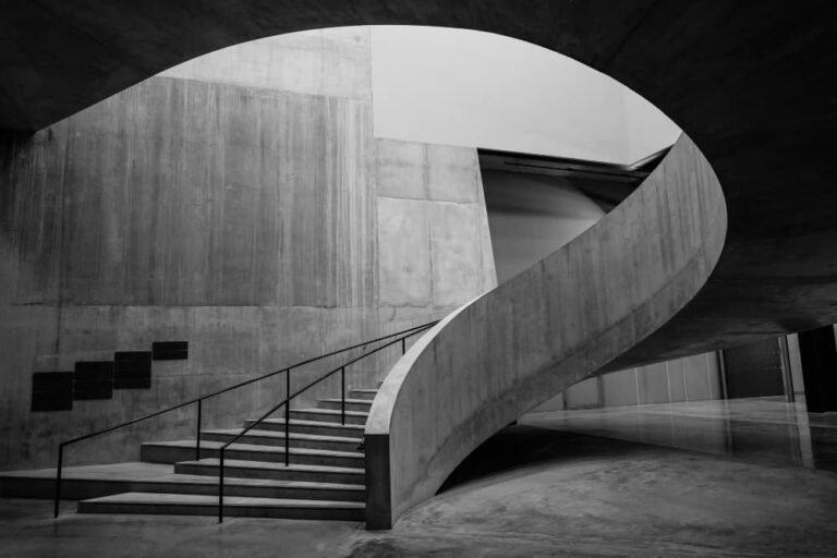 Vue à bas angle escalier