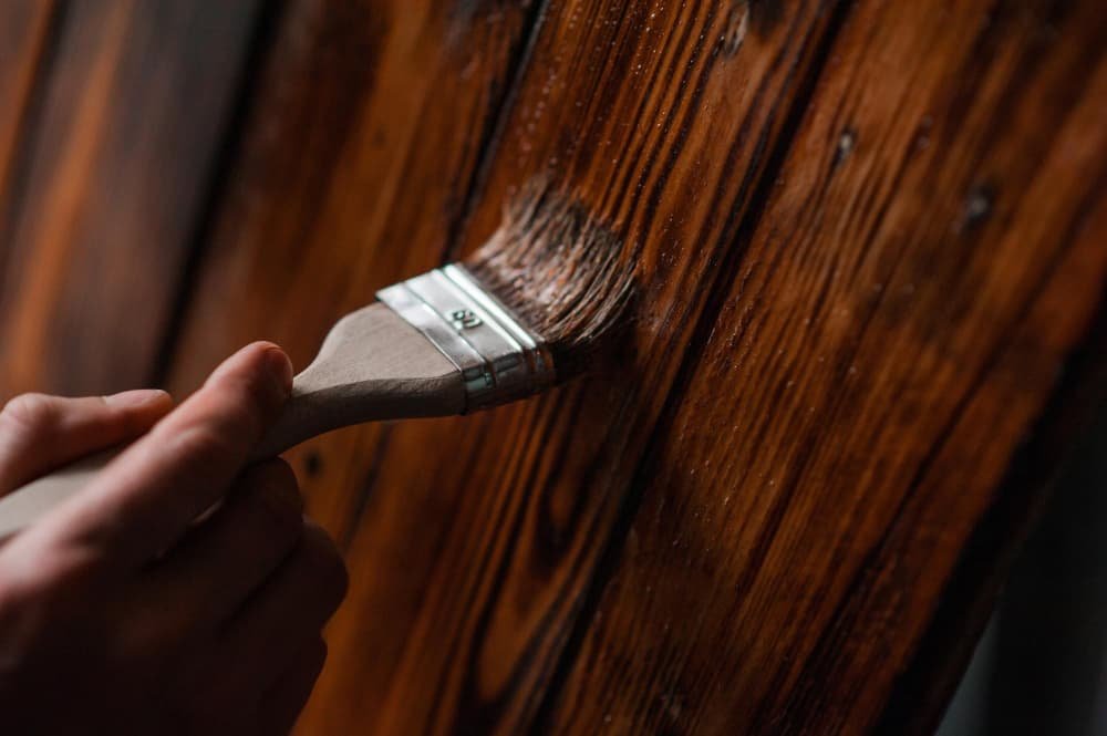 Peinture des planches en bois